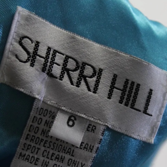 NWT SHERRI HILL Blue Crystal Beaded Cutout Open Back Grecian Gown Size 6 Prom - Picture 10 of 13